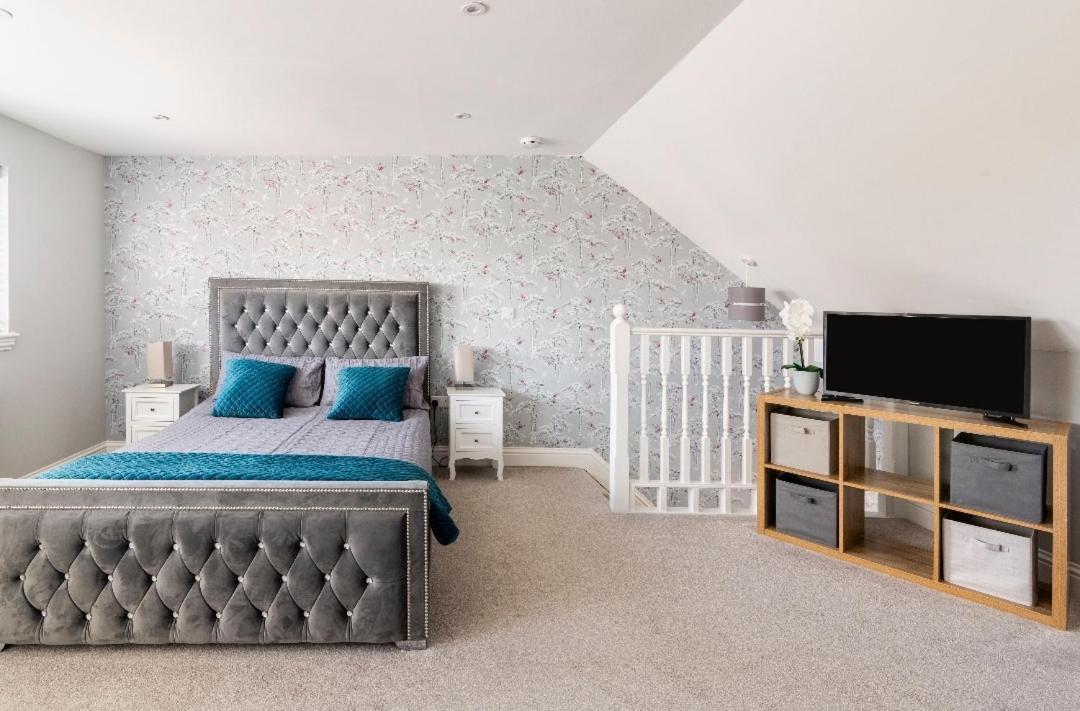 Luxury House 4 Ensuite Bedrooms, Free Parking ,wifi Vakantiehuis Oxford