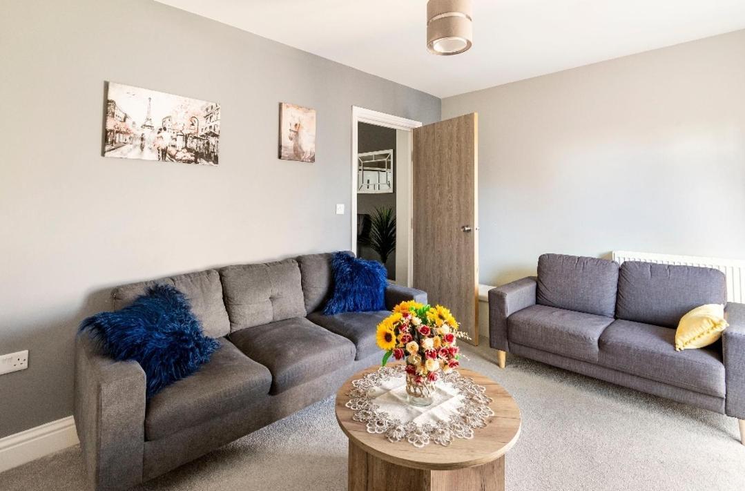Luxury House 4 Ensuite Bedrooms, Free Parking ,wifi Vakantiehuis Oxford