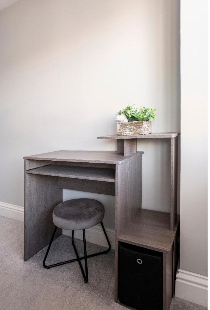 Luxury House 4 Ensuite Bedrooms, Free Parking ,wifi Oxford